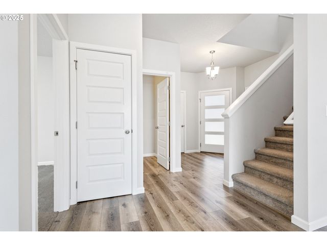 18600 Sw BLUEBIRD Ln, Beaverton, OR 97003