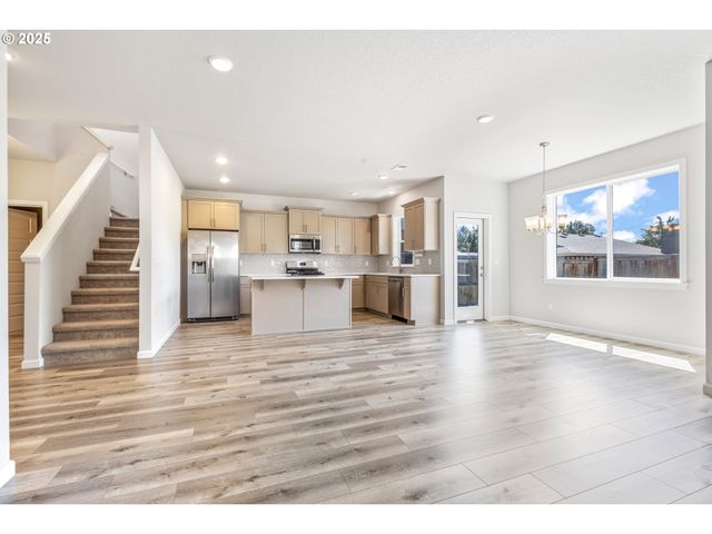 18600 Sw BLUEBIRD Ln, Beaverton, OR 97003