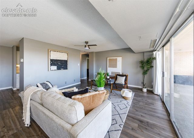 411 Lakewood Circle B913, Colorado Springs, CO 80910
