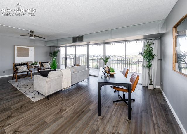 411 Lakewood Circle B913, Colorado Springs, CO 80910