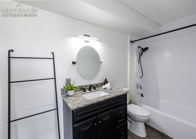 411 Lakewood Circle B913, Colorado Springs, CO 80910