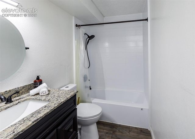 411 Lakewood Circle B913, Colorado Springs, CO 80910