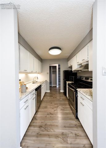 411 Lakewood Circle B913, Colorado Springs, CO 80910