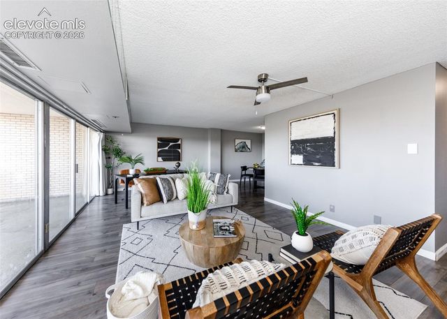 411 Lakewood Circle B913, Colorado Springs, CO 80910