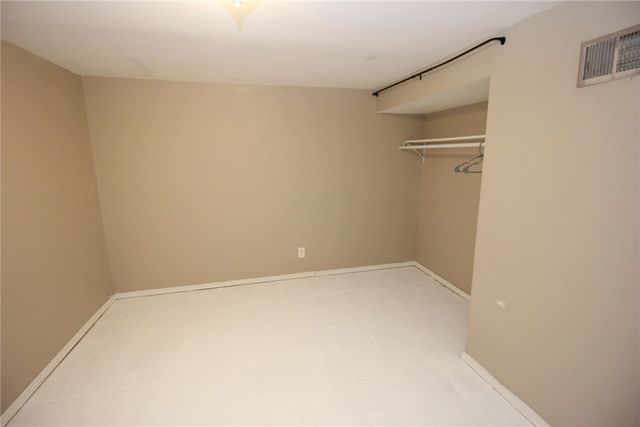 440 El Mar Drive, Greece, NY 14616