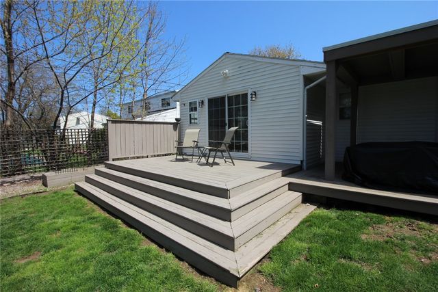 440 El Mar Drive, Greece, NY 14616