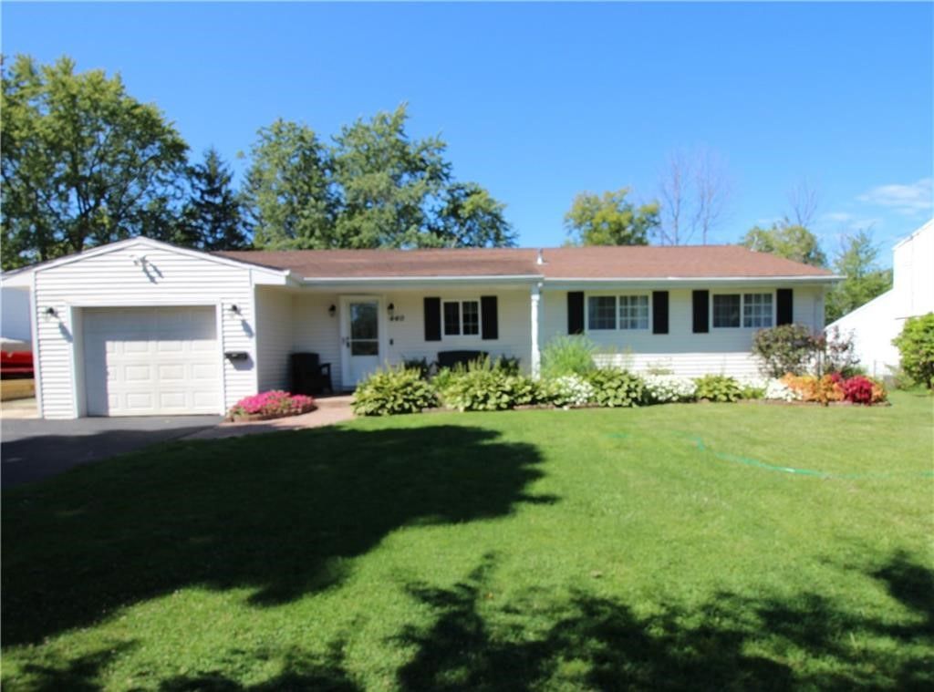 440 El Mar Drive, Greece, NY 14616