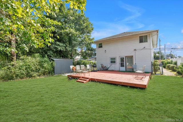 855 Front Street, Uniondale, NY 11553