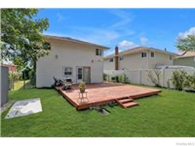 855 Front Street, Uniondale, NY 11553