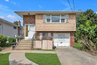 855 Front Street, Uniondale, NY 11553