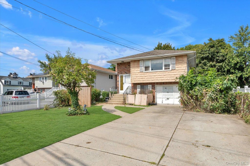 855 Front Street, Uniondale, NY 11553 — photo 2
