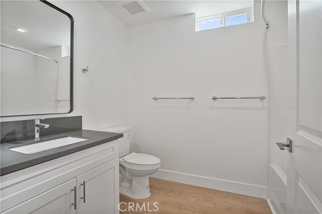 8750 Sepulveda Boulevard 411, North Hills (los Angeles), CA 91343