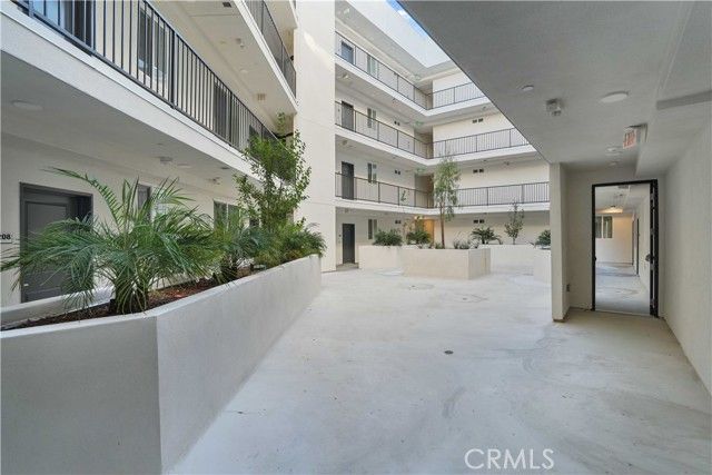 8750 Sepulveda Boulevard 411, North Hills (los Angeles), CA 91343