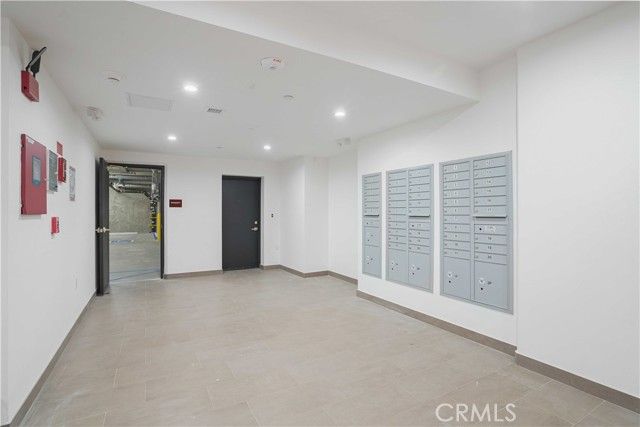 8750 Sepulveda Boulevard 411, North Hills (los Angeles), CA 91343