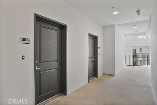 8750 Sepulveda Boulevard 411, North Hills (los Angeles), CA 91343
