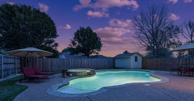 5787 Fawn Court, Haltom City, TX 76137