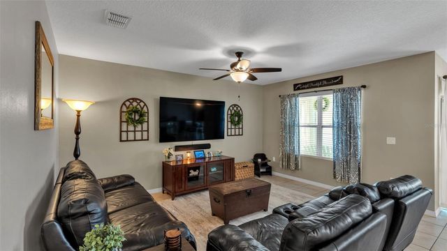 198 ST THOMAS DRIVE, Mulberry, FL 33860