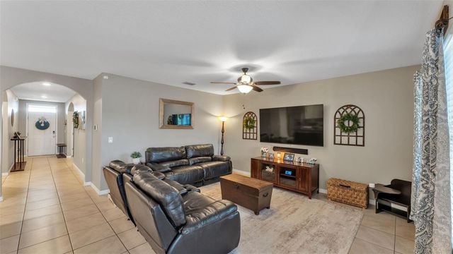 198 ST THOMAS DRIVE, Mulberry, FL 33860