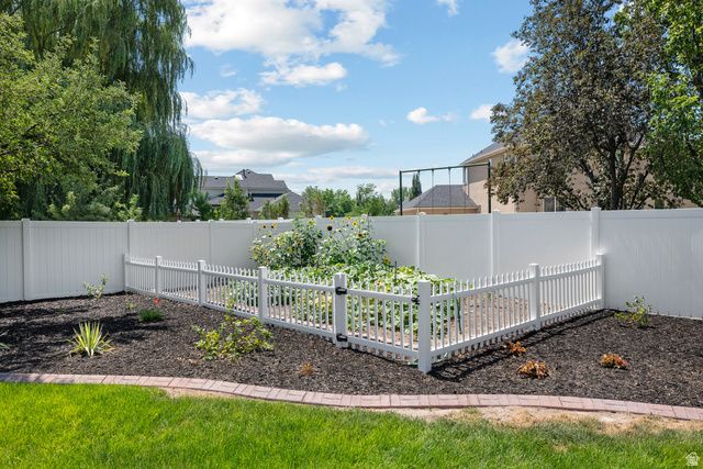 13386 S LONE ROCK DR, Draper, UT 84020