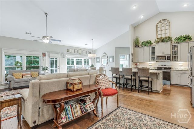 2202 Woodside Crossing, Savannah, GA 31405