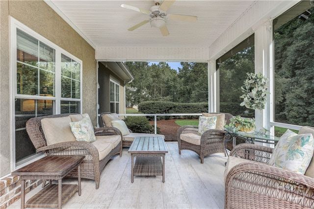 2202 Woodside Crossing, Savannah, GA 31405