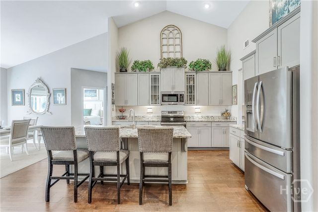 2202 Woodside Crossing, Savannah, GA 31405