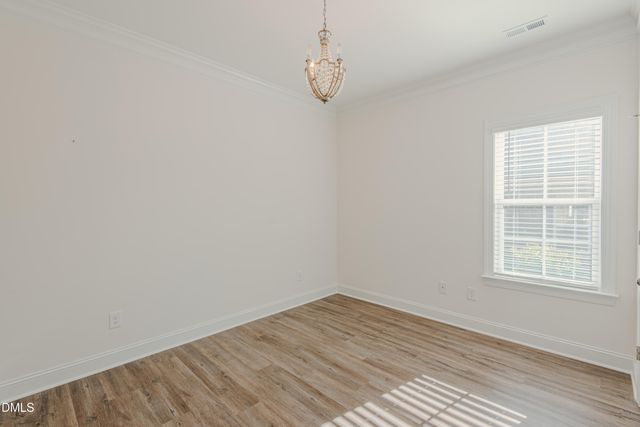 194 Dunvegan Lane, Burlington, NC 27215