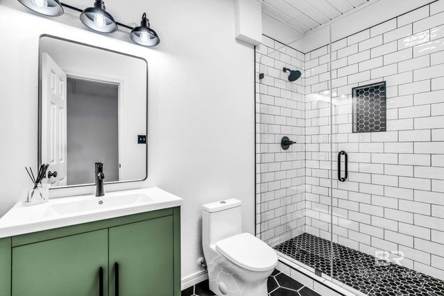 16020 Keeney Drive, Fairhope, AL 36532