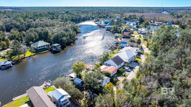 16020 Keeney Drive, Fairhope, AL 36532