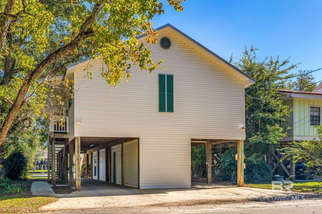 16020 Keeney Drive, Fairhope, AL 36532