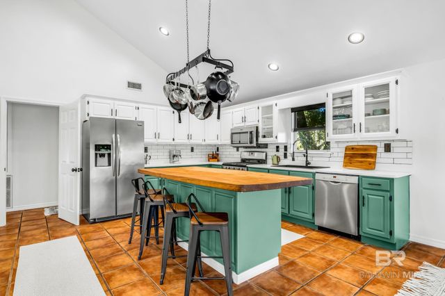 16020 Keeney Drive, Fairhope, AL 36532