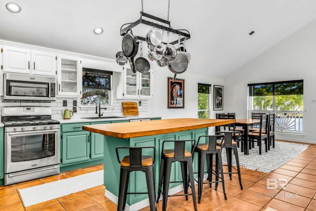 16020 Keeney Drive, Fairhope, AL 36532