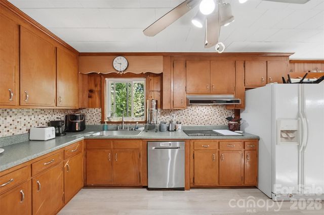 2089 Connelly Springs Road, Lenoir, NC 28645
