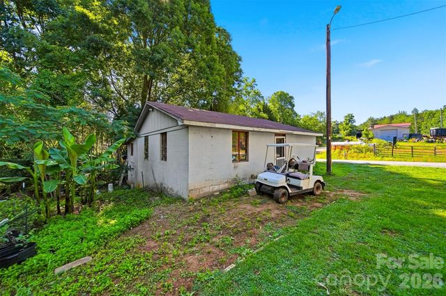 2089 Connelly Springs Road, Lenoir, NC 28645