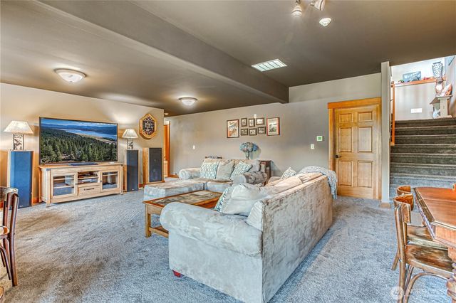 145 Lava Lane, Ronald, WA 98940