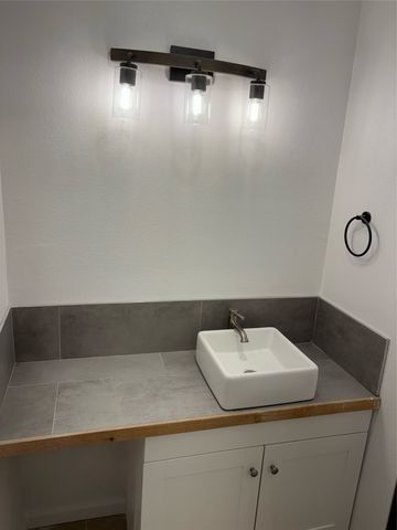 2816 Overview Road, Granbury, TX 76048