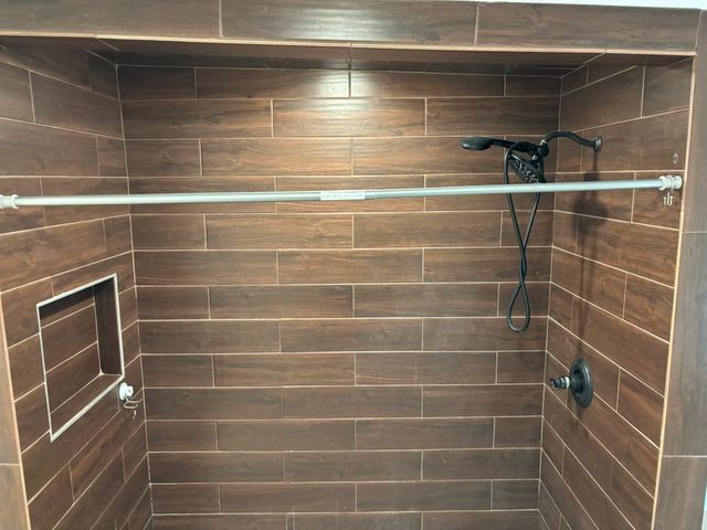 2816 Overview Road, Granbury, TX 76048