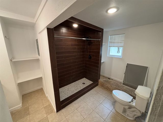 2816 Overview Road, Granbury, TX 76048