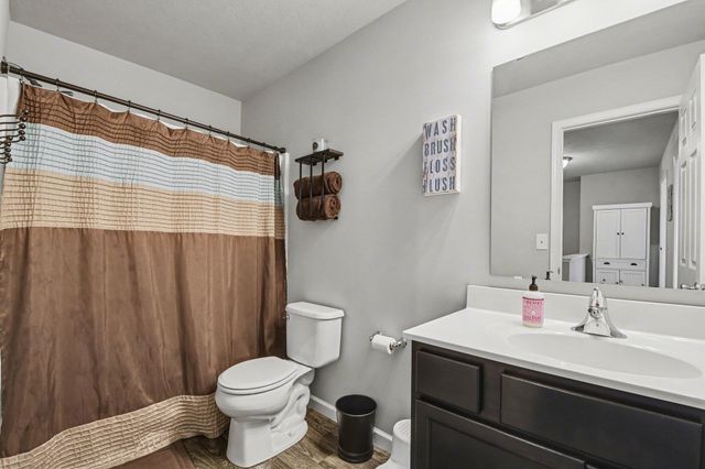 2693 Plover Drive SE, Kentwood, MI 49508