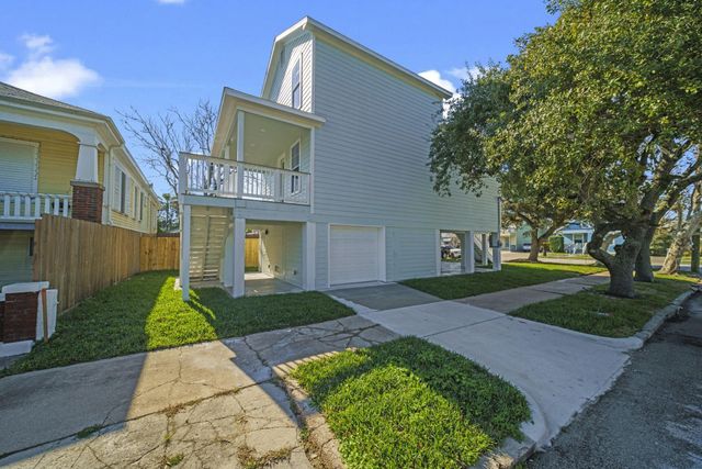 2202 31st Street, Galveston, TX 77550