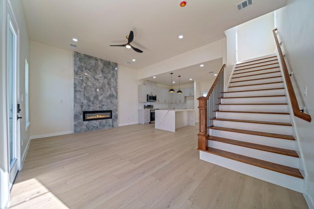 2202 31st Street, Galveston, TX 77550