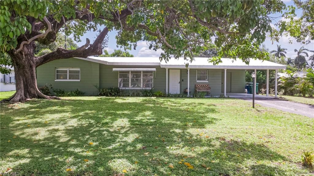 5521 Seville RD, FORT MYERS, FL 33919 — photo 2