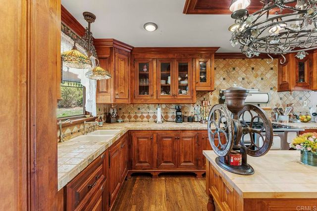 1779 Elevado Road, Vista, CA 92084