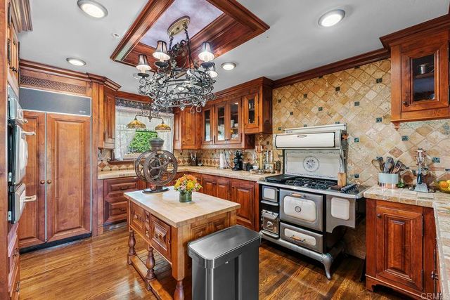 1779 Elevado Road, Vista, CA 92084