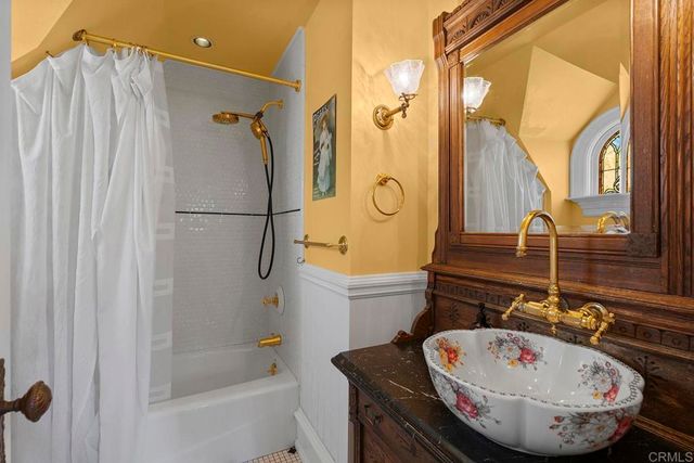 1779 Elevado Road, Vista, CA 92084