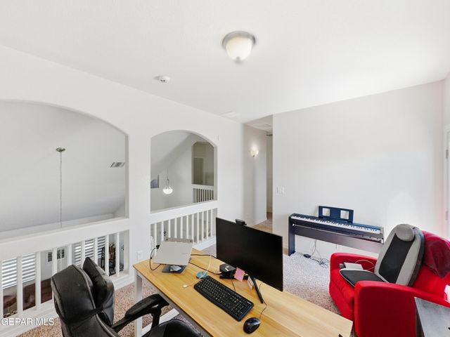 1649 ROCK DOVE Lane, El Paso, TX 79911