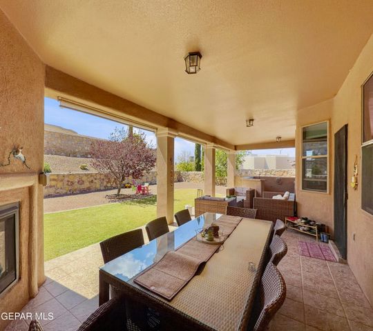 1649 ROCK DOVE Lane, El Paso, TX 79911