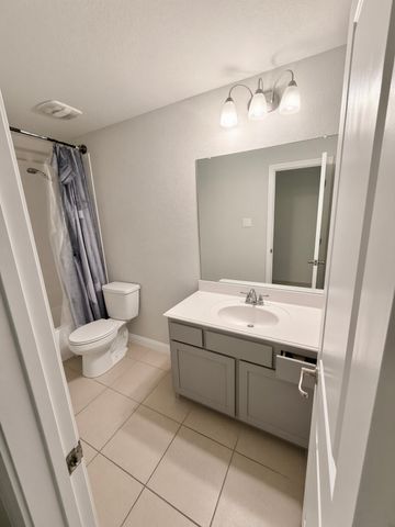 6217 Rockrose Tr, Fort Worth, TX 76123