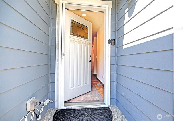 3020 Sauk Drive, Camano Island, WA 98282