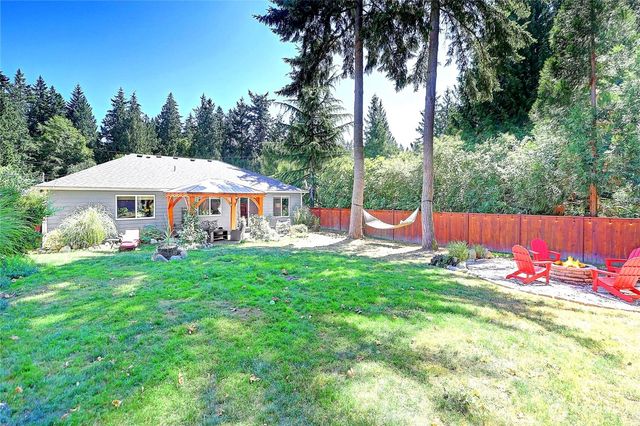 3020 Sauk Drive, Camano Island, WA 98282
